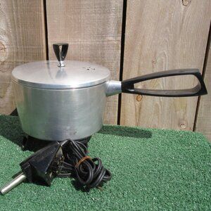 Vintage Westinghouse S-28 3 Quart Electric Hot Pot Pan w/ Vent Lid & Cord